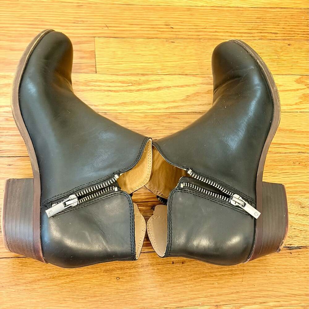 Lucky Brand Burklee Black Leather Ankle Boots Booties Goth Boho Woekwear 8.5